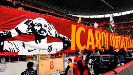 Galatasaray taraftarından Icardi'ye pankart! Maç boyu gözü o yazıya takılacak