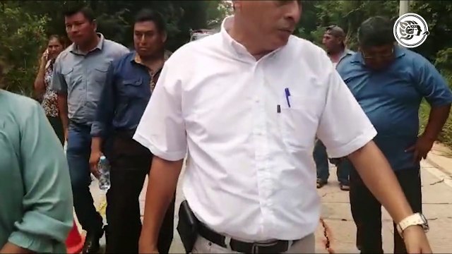 Se ´cae a pedazos´ carretera Tatahuicapán-Huazuntlan