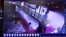 Une voiture hors de contrôle est entrée dans le restaurant