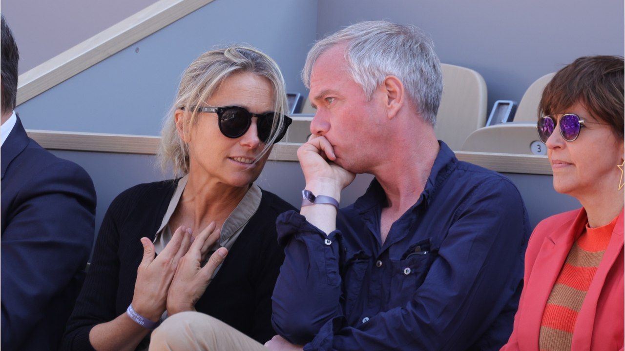 GALA VIDEO - PHOTO - Anne-Sophie Lapix, Julien Arnaud, Nathalie Renoux… Les stars du JT réunies à Roland Garros