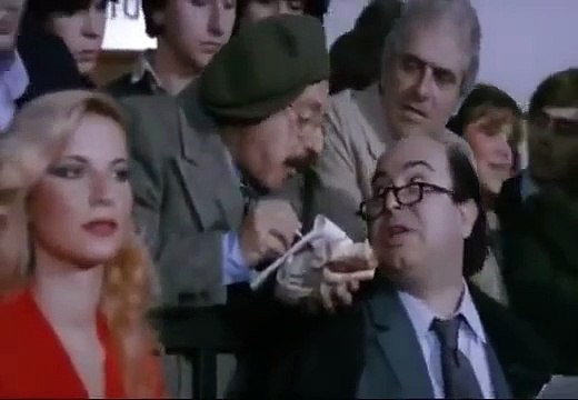 Lino Banfi - L'Avvocato Savino Lagrasta...col colesterolo a 780 - scene migliori da ridere film spaghetti a mezzanotte con Barbara Bouchet