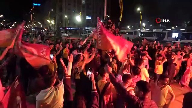 Derby et célébration du championnat des fans de Galatasaray