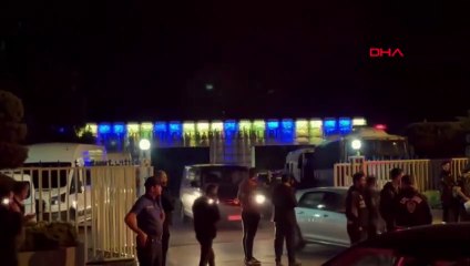 Les fans en colère de Fenerbahçe ne dorment pas ! Ils ont attaqué avec des oeufs et des oignons