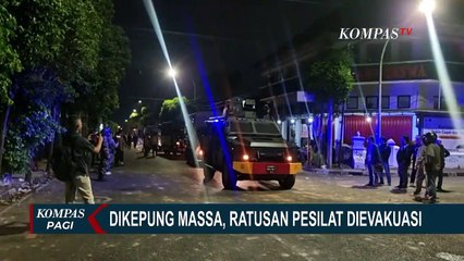 Terlibat Bentrok dengan Suporter, Ratusan Pesilat Berhasil Dievakuasi Menggunakan 16 Truk Dalmas!