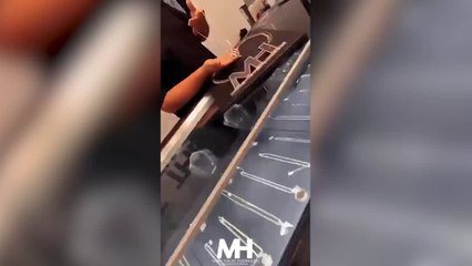 Aaron Gordon gifts Jamal Murray diamond pendant