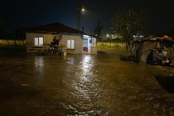 Sinop'ta sağanak sele neden oldu