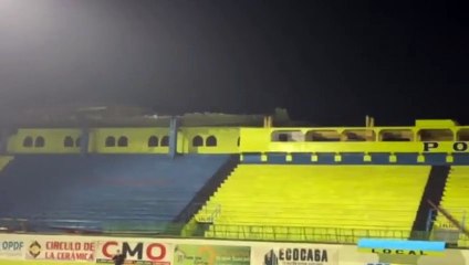 Colapsa techo del estadio Juan Ramon Breve, tras lluvoas en Juticalpa Olancho