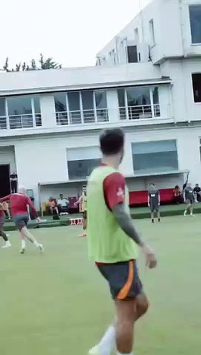 Barış Alper Yılmaz est-il marié ?Qui est Barış Alper Yılmaz, quel âge a-t-il ?