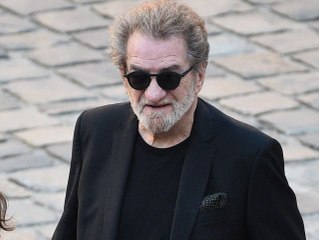 "Cette fille pense à sa retraite, elle ne m'intéresse pas" : Eddy Mitchell sans pitié avec Justine Tiret, palme d'or au Festival de Cannes 2023