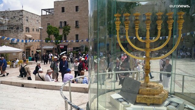 يهود يريدون إعادة بناء الهيكل المزعوم في القدس الشرقية المحتلة