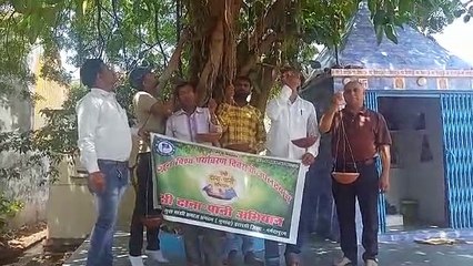 मांझी समाज ने पक्षियों का लिए रखा सकोरे