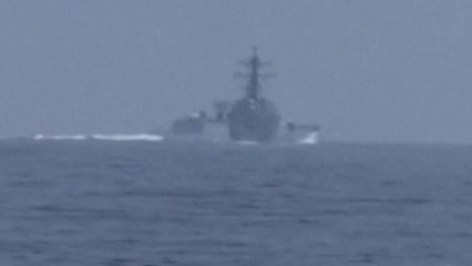 [뉴스큐] 中 군함, 美 구축함 앞에 위험천만 '끼어 들기'...'우발 충돌' 위기 고조 / YTN