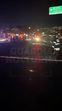 #Preliminar Tres personas resultaron lesionadas tras un aparatoso choque sobre carretera a Saltillo, a la altura de la colonia Arrollo Hondo de Zapopan #GuardiaNocturna