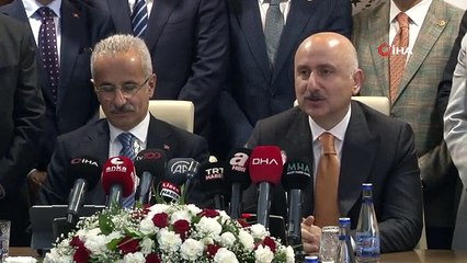 Ulaştırma ve Altyapı Bakanlığında Devir Teslim Töreni Gerçekleştirildi