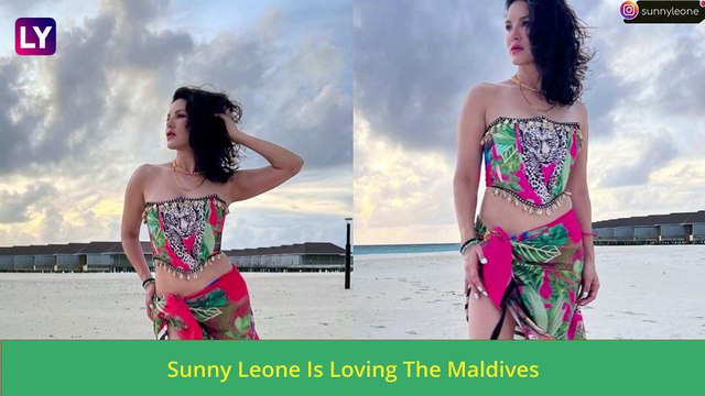 Sunny Leone Flaunts Sexy Curves In Cut-Out Green Bikini, Enjoys 'Beach Time' In Maldives