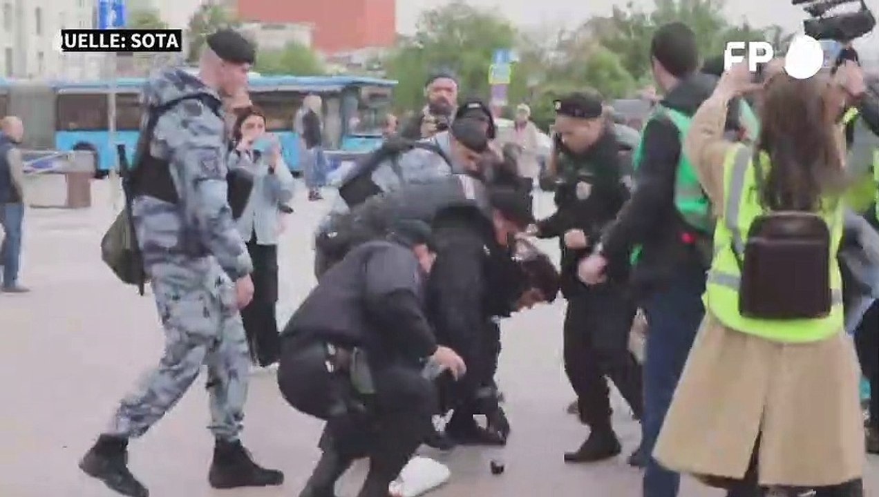 Nawalny-Unterstützer in Russland in Gewahrsam genommen