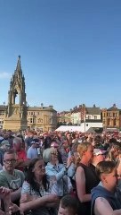 Gareth Gates singing live at Mansfield's Party in the Market