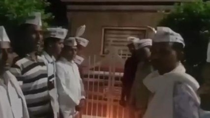 आगर: ट्रेन हादसे से नम हुआ पूरा देश,ऐसे मनाया आप ने शोक