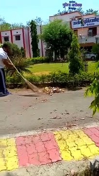 cleaning done in police line
