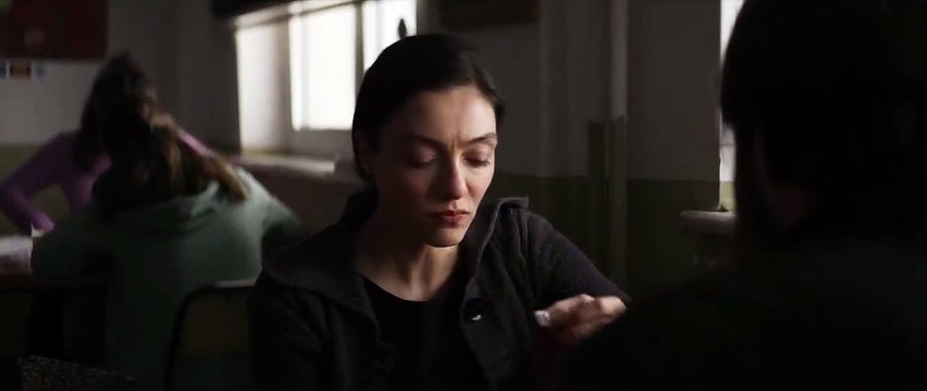 Kuru Otlar Üstüne Klip