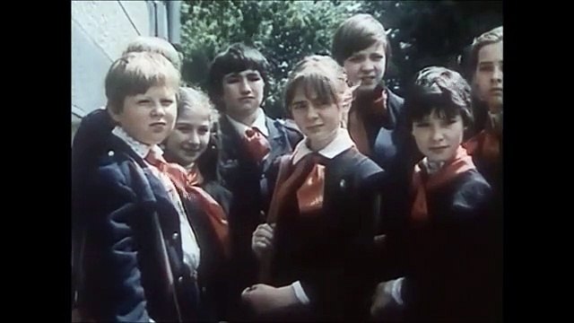 Прекрасное далеко - песня из фильма Гостья из будущего.