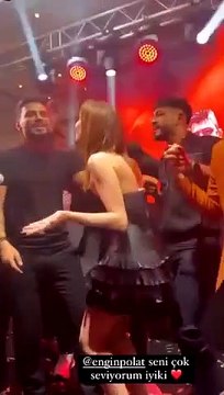 Kocası ve kız kardeşinin samimi dansı gündem oldu: Dilan Polat gelen yorumlara küfürler savurdu!