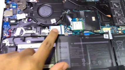 Dell Vostro 5502 Upgrade memory and storage