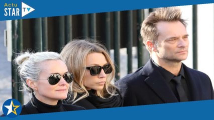 "Il devait se cacher pour voir sa fille" : Laeticia Hallyday taclée par le chauffeur de Johnny