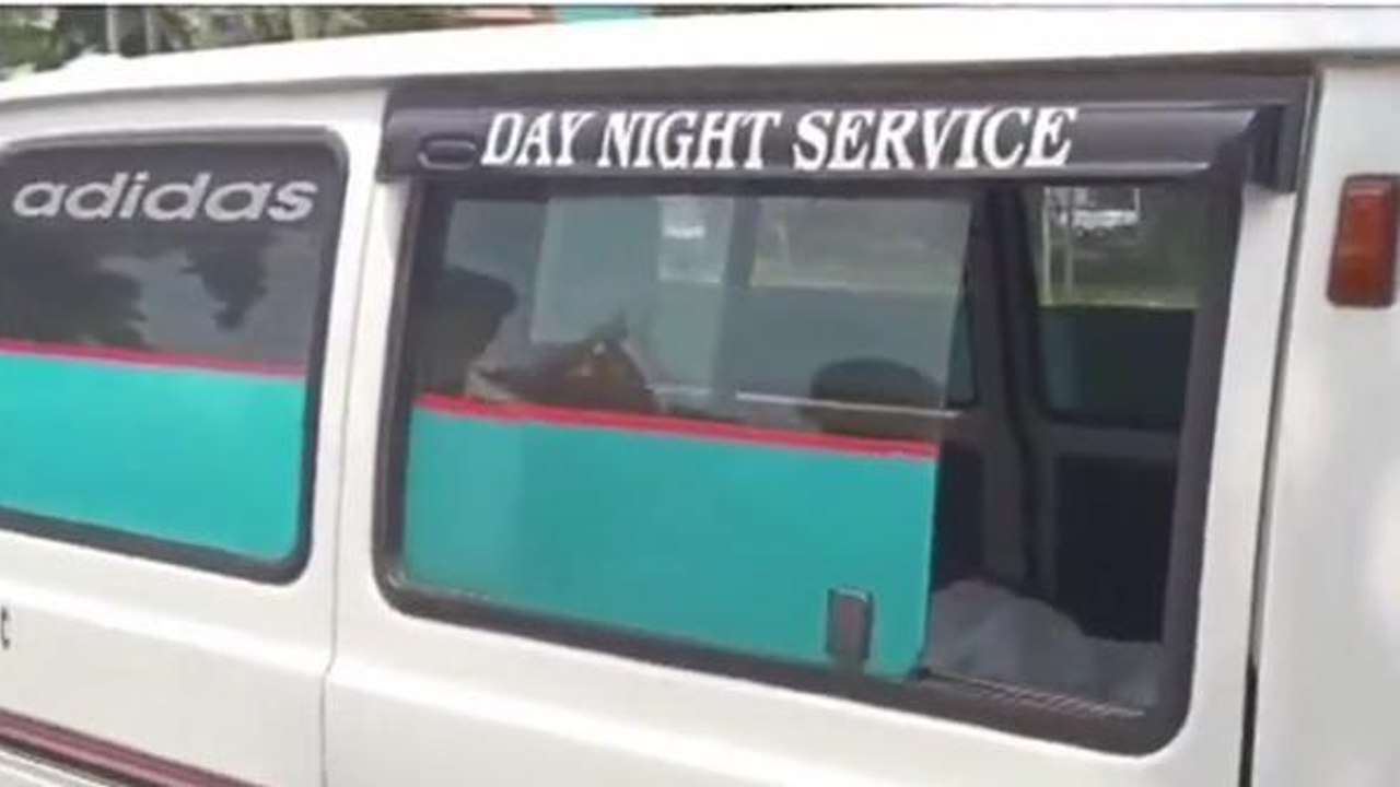 জলপাইগুড়ি: গভীর রাতে ভয়াবহ কাণ্ড! মাঝ রাস্তায় দুমড়ে মুচড়ে ব্যক্তির দেহ....