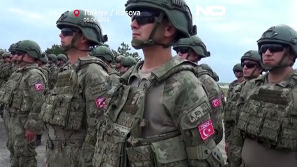 Türk komando birliği Kosova'ya vardı