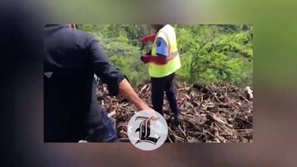 ¿Qué provocó el cúmulo de espuma en el distrito municipal de Villarpando en Azua?