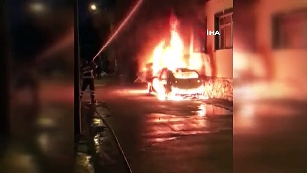 Une voiture a été incendiée à Bafra