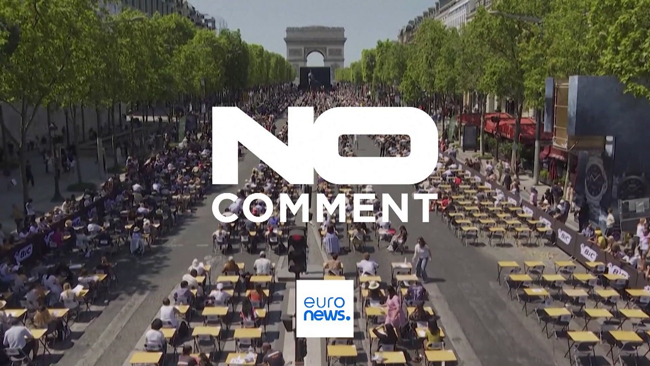 Tausende beim Rekord-Diktat auf den Champs-Elysées in Paris
