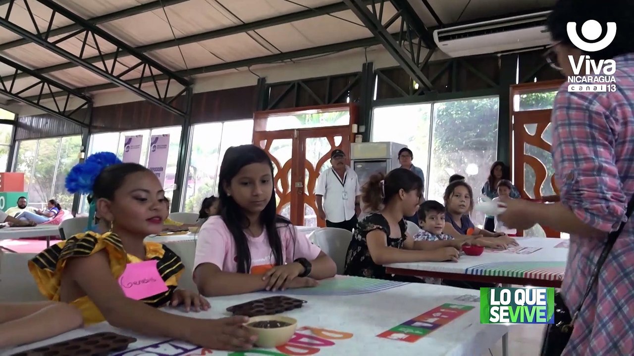 Mefcca imparte taller sobre la elaboración de chocolate