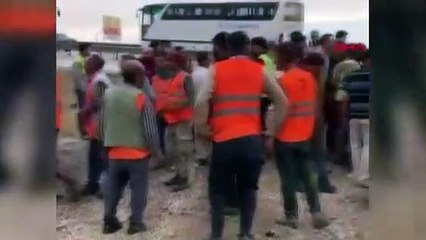 Akkuyu Nükleer Güç Santrali işçilerini taşıyan midibüs devrildi: 8 yaralı