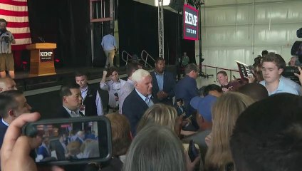 Ex-vice-presidente Mike Pence apresenta pré-candidatura à Casa Branca