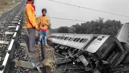 এতবড় রেল দুর্ঘটনার পরেও চলছে ছিনিমিনি খেলা!