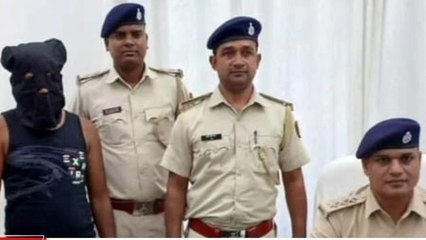 सीतामढ़ी: शातिर बदमाश हुए रंगे हाथों गिरफ्तार, पिस्टल, गोली सहित कई हथियार बरामद