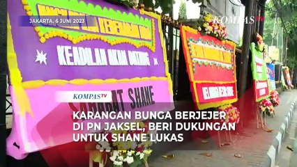 Karangan Bunga Berjejer di PN Jaksel, Beri Dukungan untuk Shane Lukas