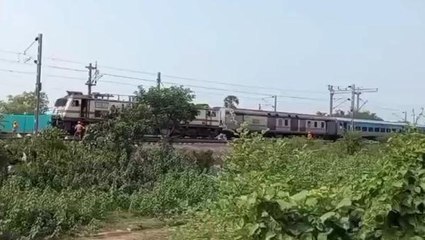 কলকাতা: স্বাভাবিক ছন্দে ফিরছে বাহানগা, মঙ্গলে লুপ লাইন পাতা হবে