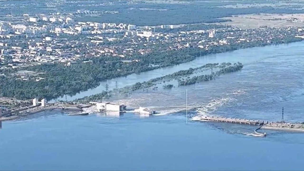 Kachowka-Staudamm im ukrainischen Cherson gesprengt