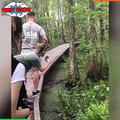 ＂Unplugged： Breaking the Addiction＂