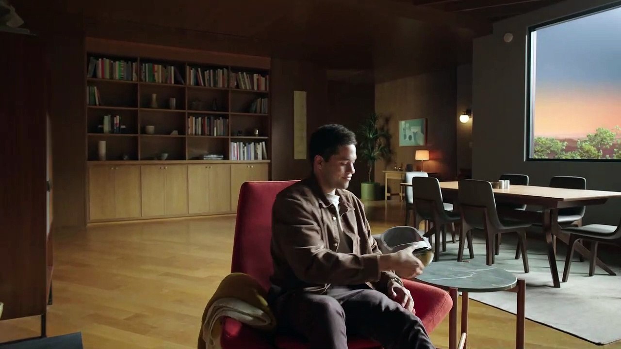 "Apple vient de changer le monde à tout jamais", "comme dans les films"... Tout le monde hallucine devant Vision Pro, le casque de réalité qui nous balance dans le futur