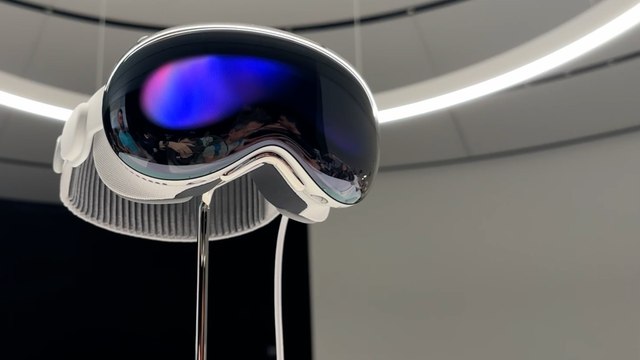 Le casque Vision Pro d'Apple sera lancé le 2 février aux Etats-Unis à 3.499  dollars