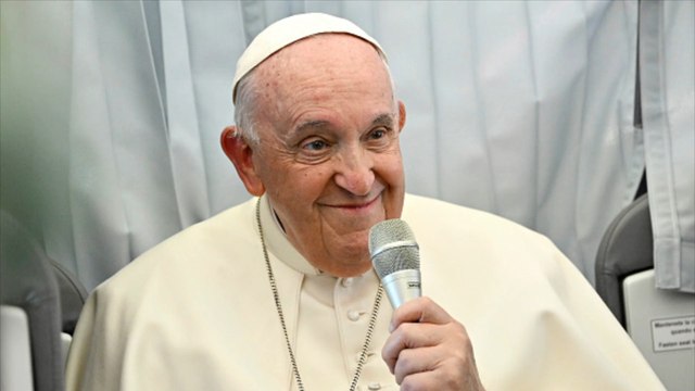 Papst Franziskus erneut im Krankenhaus