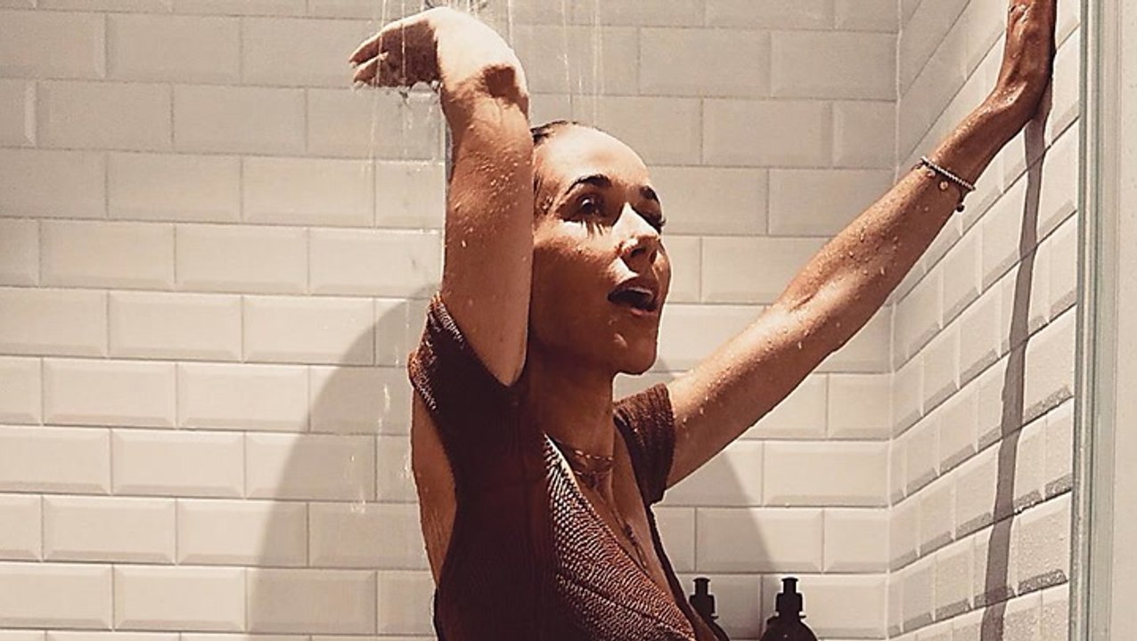 Annemarie Carpendale unter der Dusche: Diese Bilder machen Fans verrückt