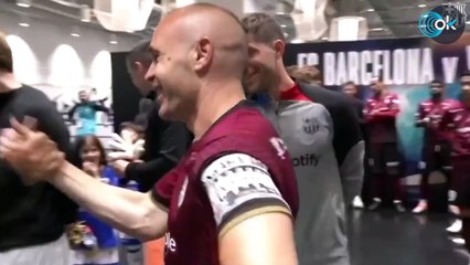 El bonito reencuentro entre Iniesta y Xavi antes del Vissel Kobe-Barcelona