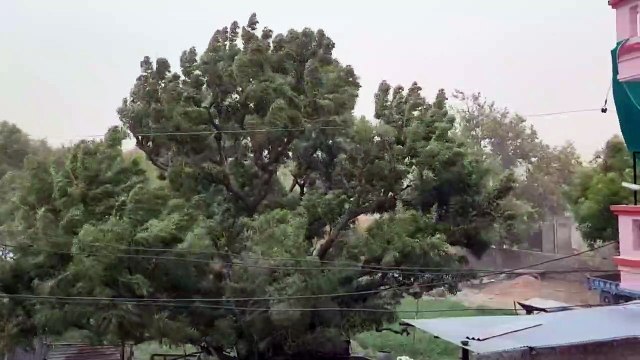 फिर अंधड़ बरपा सकता है कहर, जयपुर जिले में धूल भरी आंधी शुरू