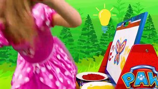 Sasha Paints with Toys and Watermelon and sing Wash your Hands Nursery Rhymes Kid Song