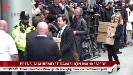 Prens Harry, "telefon dinleme ve mahremiyet davasının" duruşması için mahkemeye geldi
